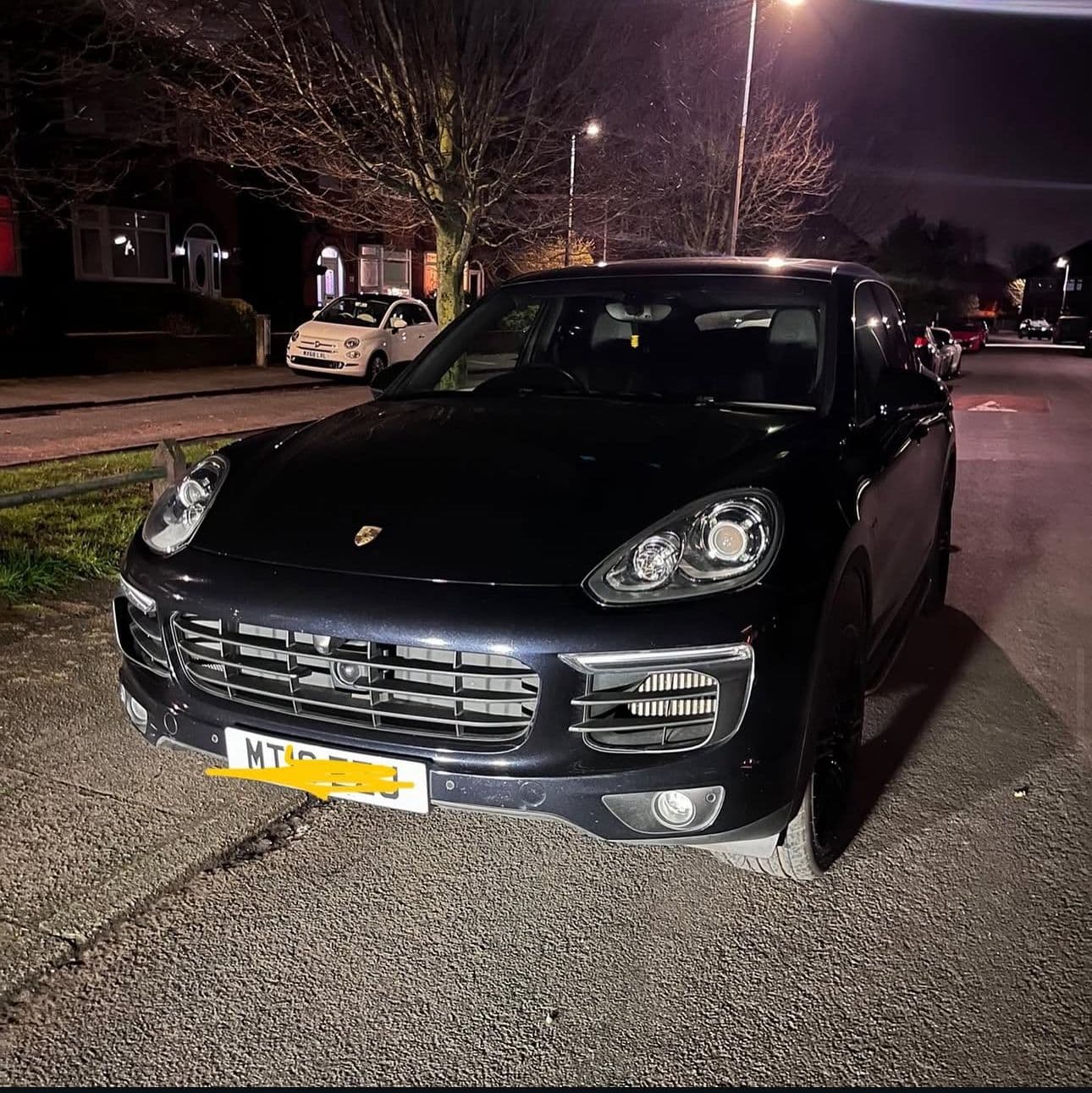 Porsche 2016 Cayenne 4.2D V8 2016